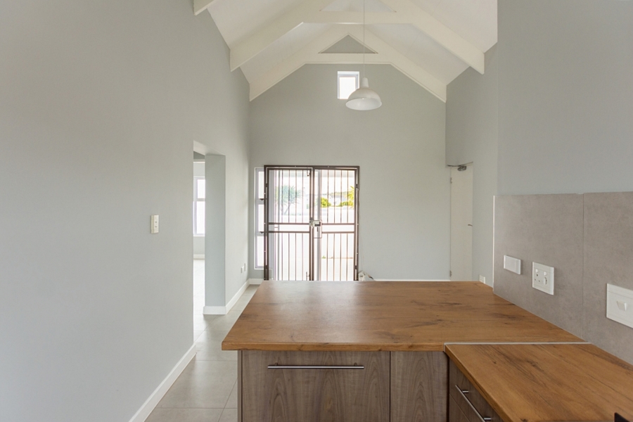 2 Bedroom Property for Sale in Laguna Hills Western Cape